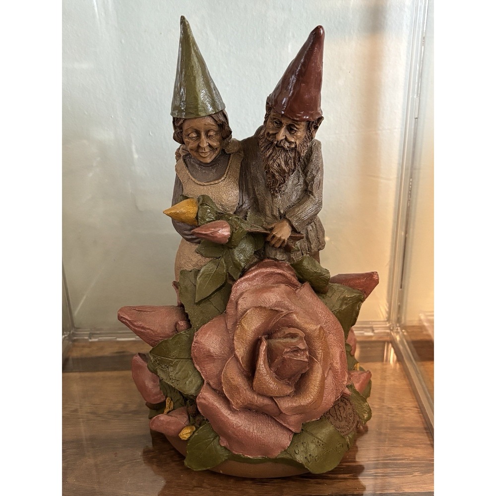 TOM CLARK GNOME - "JP and VIOLET" - #2024 Edition 20 - 1988